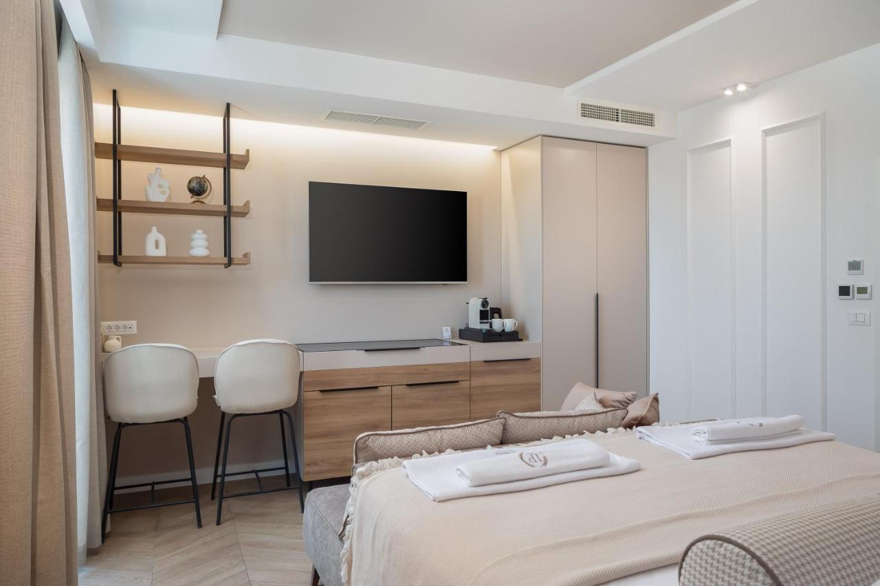 Luxury Rooms Le Prestige Few Minutes From Split'S Iconic Waterfront Exterior foto
