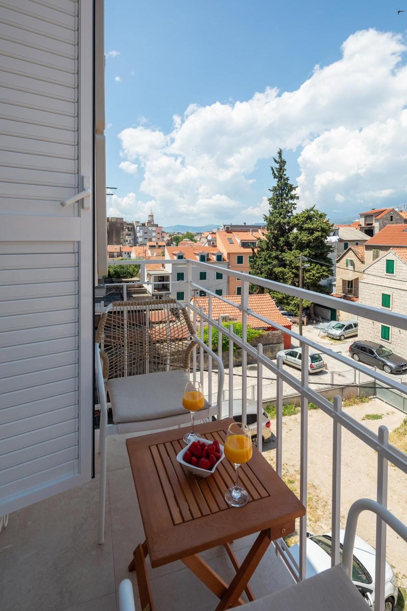 Luxury Rooms Le Prestige Few Minutes From Split'S Iconic Waterfront Exterior foto