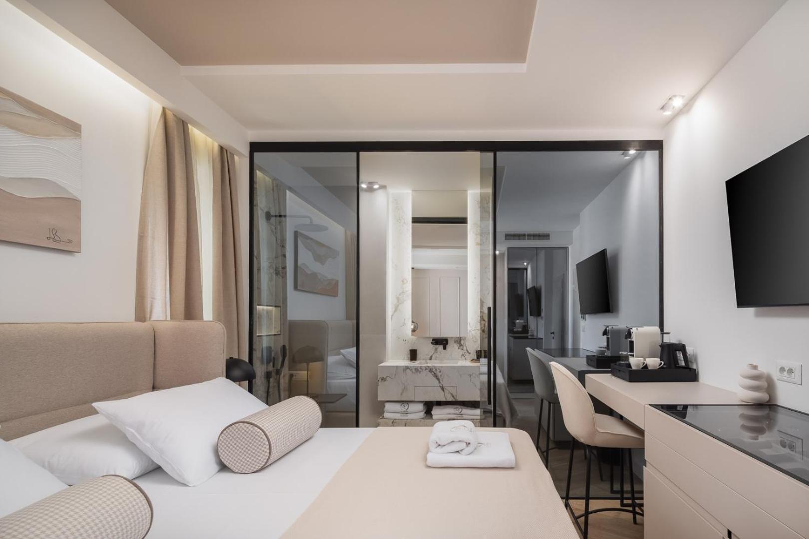 Luxury Rooms Le Prestige Few Minutes From Split'S Iconic Waterfront Exterior foto