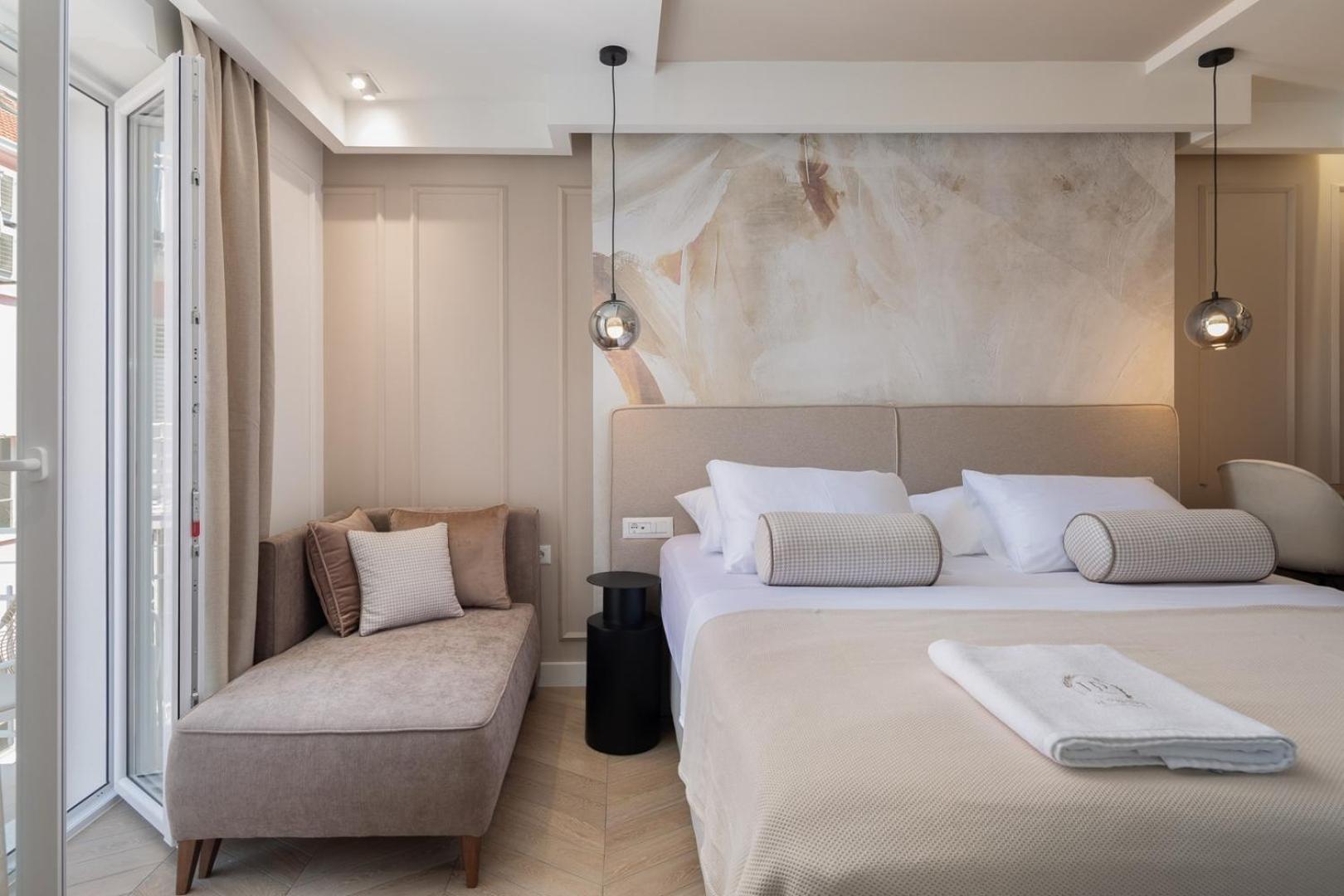 Luxury Rooms Le Prestige Few Minutes From Split'S Iconic Waterfront Exterior foto